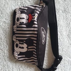Disney Mickey and Minnie fanny pack